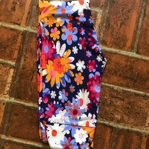 LuLaRoe Leggings size OS